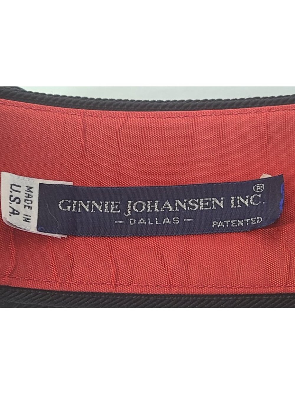 Ginnie Johansen Wide Red Belt Women's Size 28 British Army Royal Horse Patch VTG - Picture 6 of 7